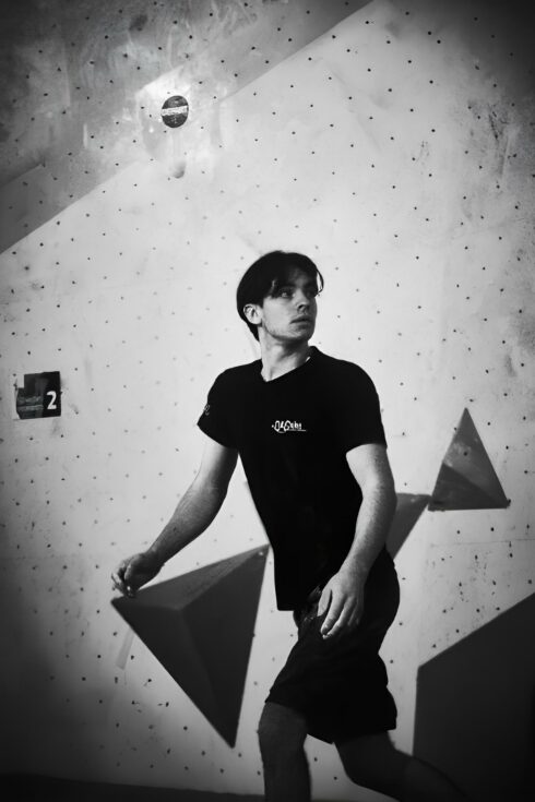 Etienne Abriat aux Championnats de France de bloc senior