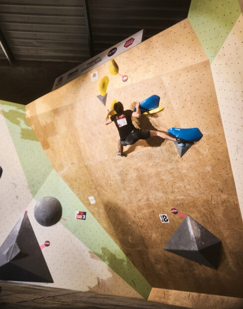 Etienne Abriat aux Championnats de France de bloc senior
