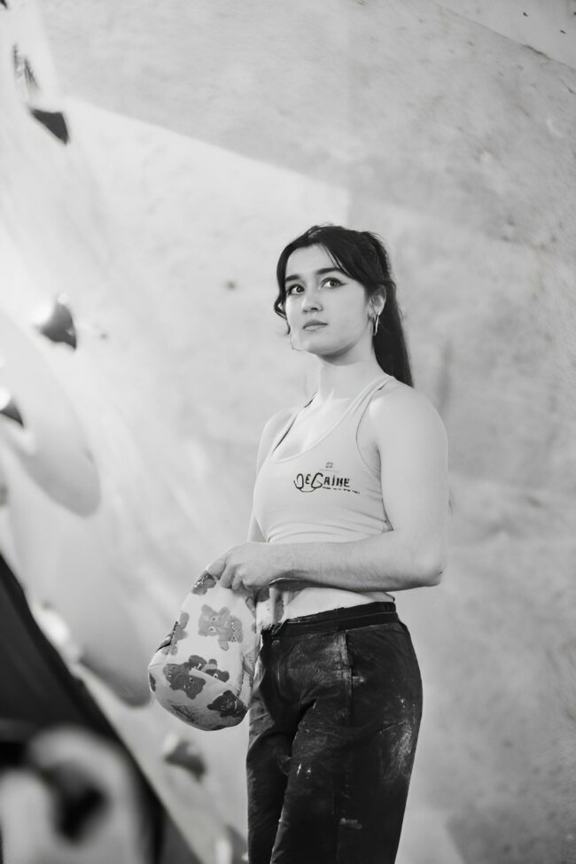 Lily Abriat finaliste aux Championnats de France de bloc senior Lily Abriat finaliste aux Championnats de France de bloc senior