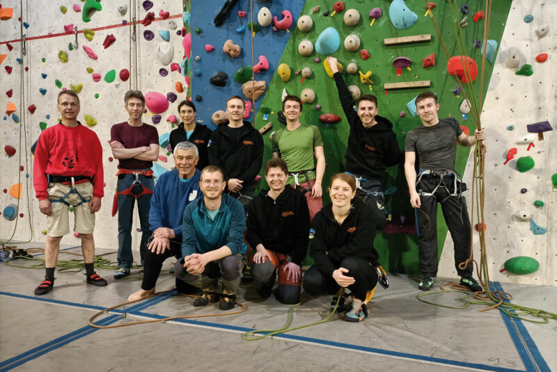 Grimpe libre escalade à la Dégaine