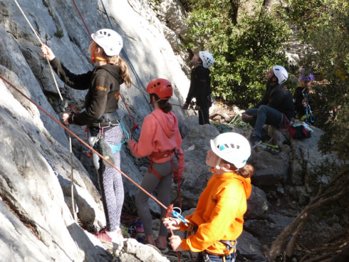 stage LA DEGAINE « cohésion et grimpe en falaises